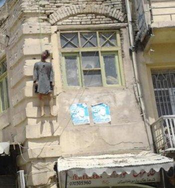 Suikastçinin cesedini meydanda teşhir ettiler