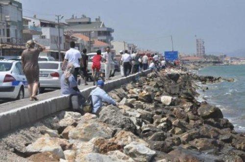 İzmir'de pilotları kurtarma çalışması