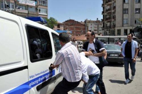 Elazığ'da gerginlik - Resim 11