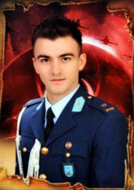 Şehit amcası için asker oldu Şehit düştü