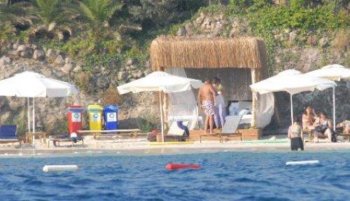 Reha ve Deniz tatilde - Resim 1