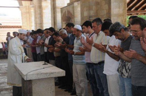 Edirne'de Öcalan kuklasını idam edip yaktılar - Resim 7