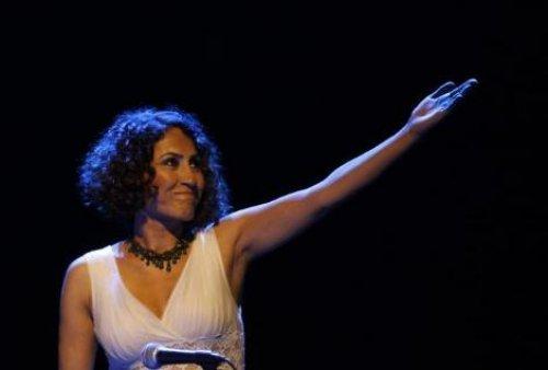 Aynur Doğan Açık Hava'da yuhalandı