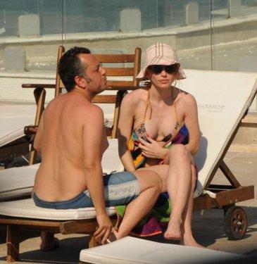 Gülşen'den yılın frikiği