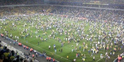 Fenerbahçe-Shaktar Donetsk maçı yarıda kaldı