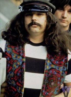 27 yaşında ölen rock yıldızları