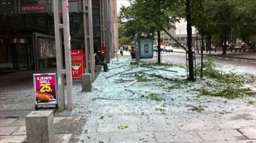 Oslo'da patlama - Resim 12