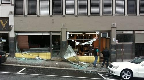 Oslo'da patlama - Resim 6
