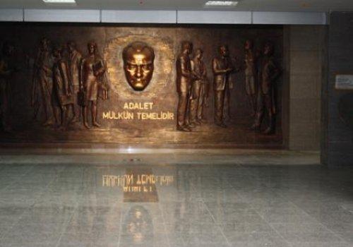 Avrupa'nın en büyük Adalet Sarayı