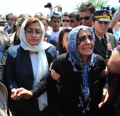 Gaziantep şehit uzman çavuşunu uğurladı - Resim 10