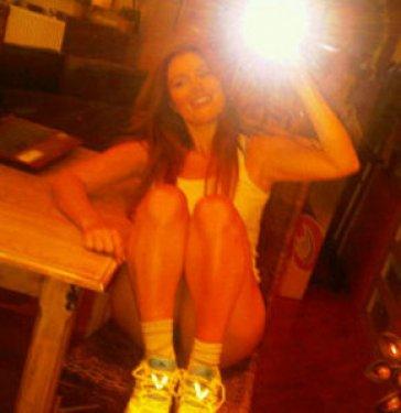 Hilal Cebeci'nin Twitter fotoğrafları