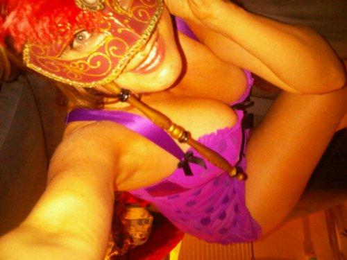 Hilal Cebeci'nin Twitter fotoğrafları