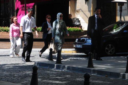 Hayrünnisa Gül Nişantaşı sokaklarında