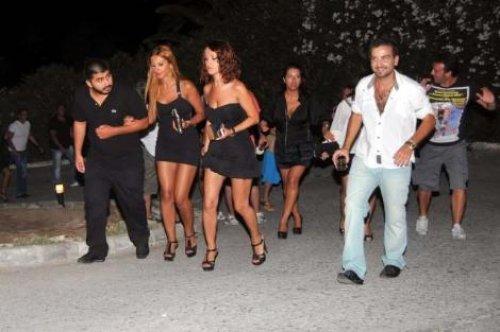 Süperstar'ın Bodrum konseri protesto edildi - Resim 5