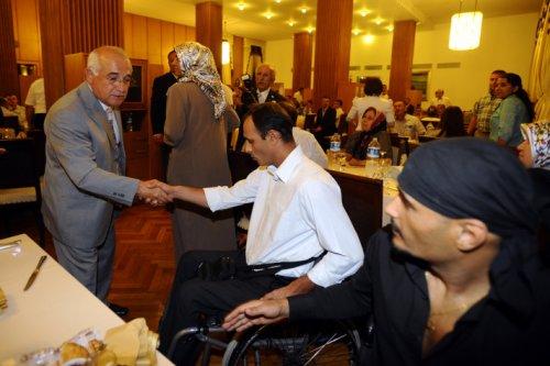 Cemil Çiçek'ten şehit ailelerine iftar