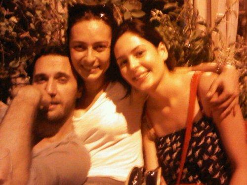 Yıldız Çağrı Atiksoy ve Farah Zeynep Abdullah