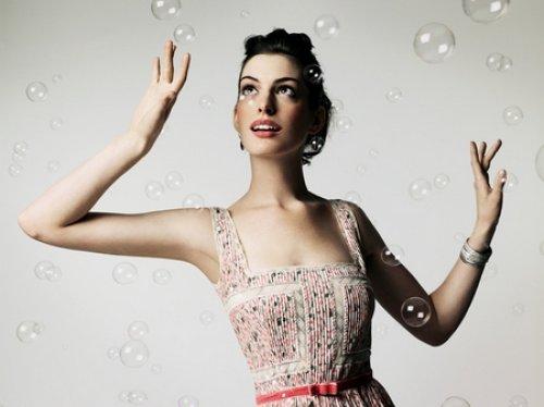 Yeni kedi kadın Anne Hathaway - Resim 12