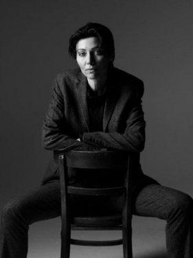 Elif Şafak'ın erkek halleri 