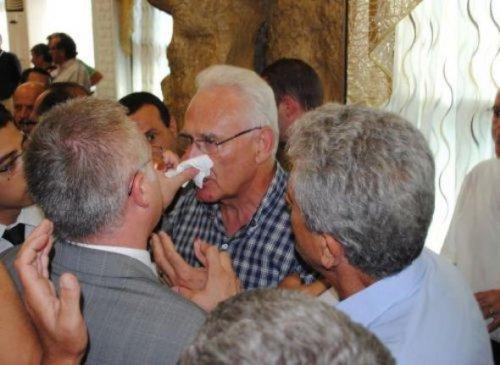 CHP Bursa İl Kongresinde yumruklu kavga