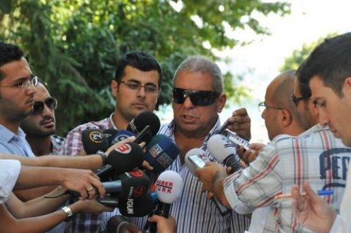 Erman Toroğlu ve gözlüğü - Resim 7