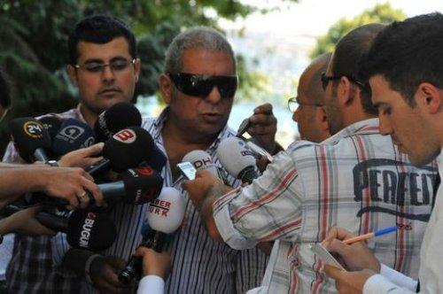 Erman Toroğlu ve gözlüğü - Resim 8