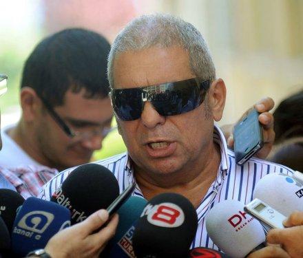 Erman Toroğlu ve gözlüğü - Resim 3