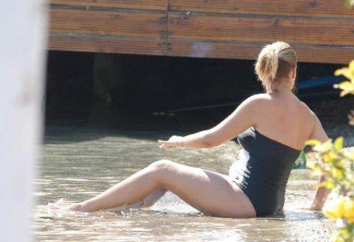 Gülben Ergen mayolu görüntülendi