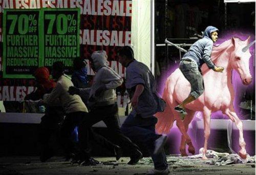 Yağmacılarla dalga geçtiler - Resim 44