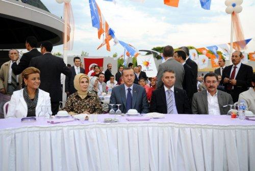 Ak Parti'nin 10. yıl iftarı