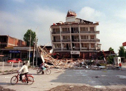 17 Ağustos 1999 depremi - Resim 4