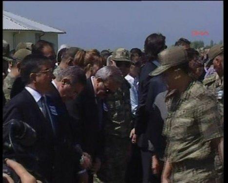 Çukurca şehitleri uğurlanıyor