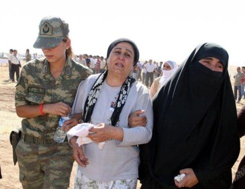 Diyarbakır Şehidini uğurladı - Resim 7