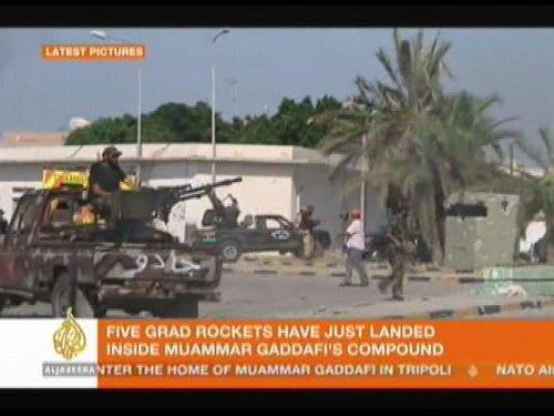 Kaddafi'nin karargahı düştü