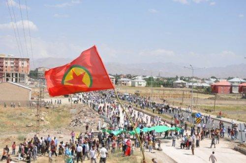 Yüksekova'da PKK cenazesinde olay - Resim 3