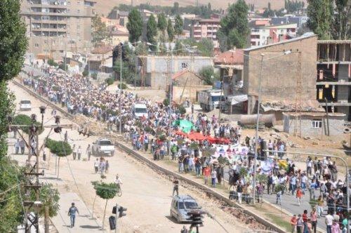 Yüksekova'da PKK cenazesinde olay - Resim 7