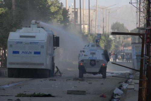 Yüksekova'da PKK cenazesinde olay - Resim 4