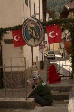 323 yıldır Türk gibi yaşıyorlar