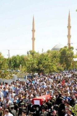 Şanlıurfa şehidini uğurladı