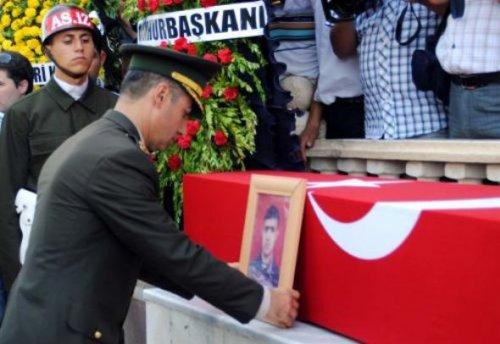 Şanlıurfa şehidini uğurladı
