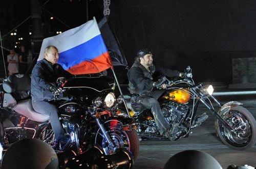 Putin'den motosiklet şov  - Resim 8