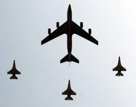 Türk Yıldızları'nın nefes kesen gösterisi - Resim 24