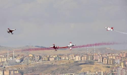 Türk Yıldızları'nın nefes kesen gösterisi - Resim 29
