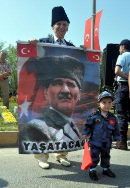 30 Ağustos Zafer Bayramı tüm yurtta coşkuyla kutlandı