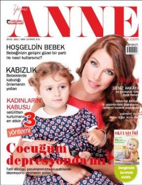 Deniz Akkaya ve kızı Ayşe