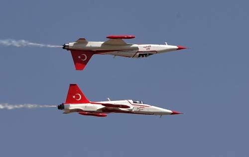 Türk Yıldızları'nın nefes kesen gösterisi - Resim 38