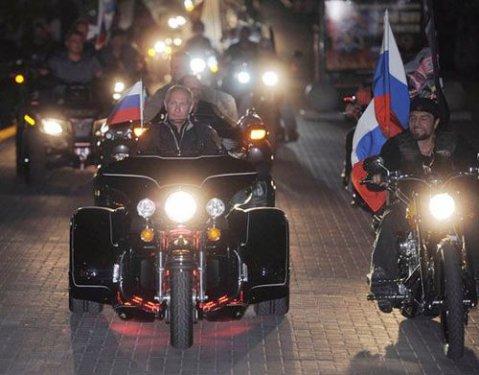 Putin'den motosiklet şov  - Resim 7
