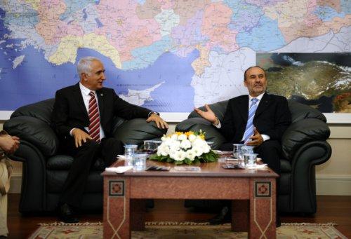 Siyasi Partiler bayramlaştı - Resim 4