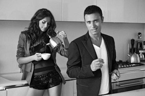 Mustafa Sandal ve Emina yatak pozları - Resim 8