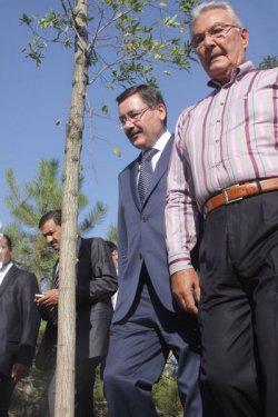 Baykal ve Gökçek birlikte park açılışı yaptı - Resim 4