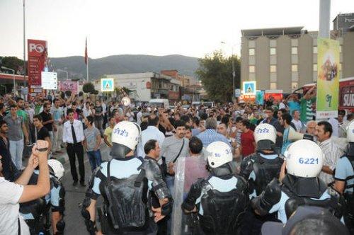 Bursa'da olaylı 12 Eylül protestosu - Resim 2